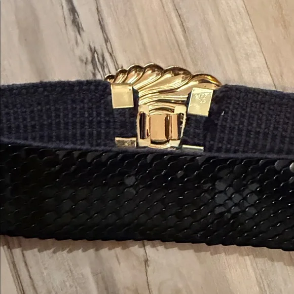Vtg Black Fish Scaled Stretch Belt with Gold Swirl Buckle, Sz Xsmall/ Small - Picture 6 of 6